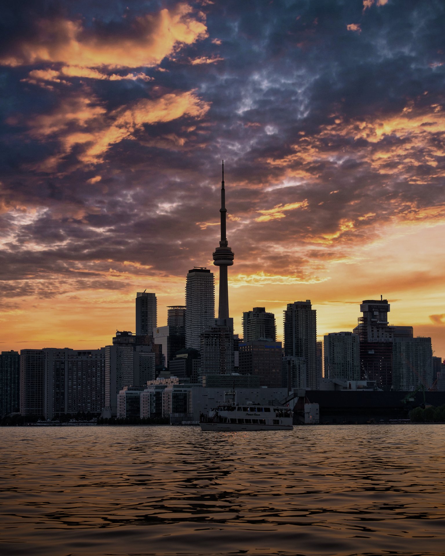 Toronto skyline at sunset