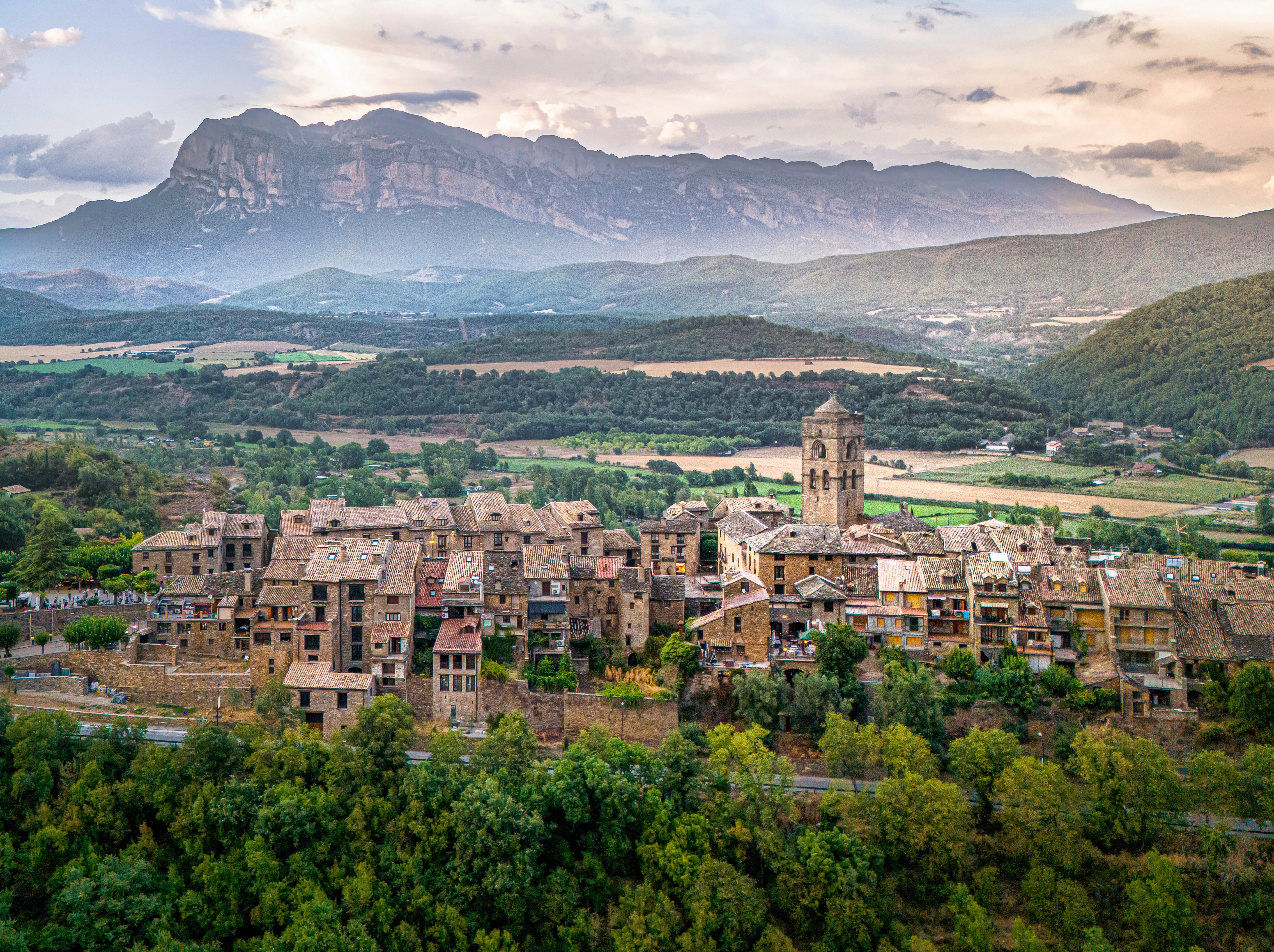 Pyrenees, Aragón